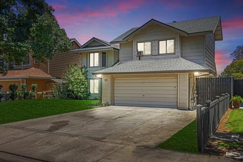 408 Phoenix Ave, Modesto, CA 95354 photo 1