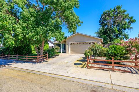 1425 Stanley Dr, Ripon, CA 95366 photo 1