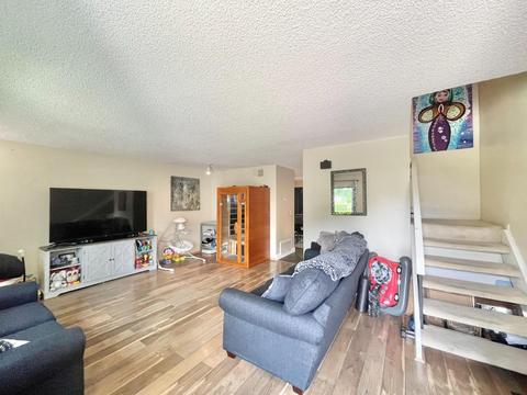 3913 Oak Villa Cir, Carmichael, CA 95608 photo 4