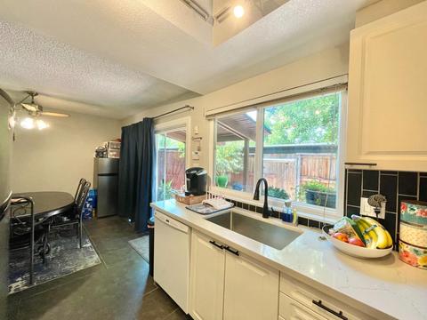 3913 Oak Villa Cir, Carmichael, CA 95608 photo 12