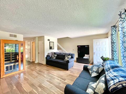 3913 Oak Villa Cir, Carmichael, CA 95608 photo 6