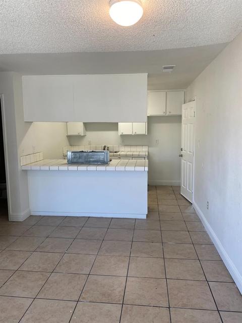2644 San Ignacio Ave, Modesto, CA 95354 photo 2