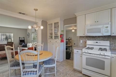 411 Palm Ave, Modesto, CA 95350 photo 12