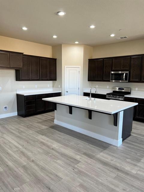 191 Geringer, Manteca, CA 95337 photo 3