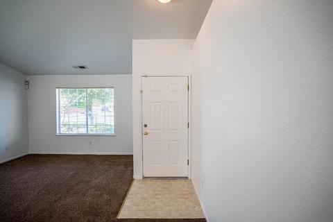 908 Pinecrest Ct, Lathrop, CA 95330 photo 8