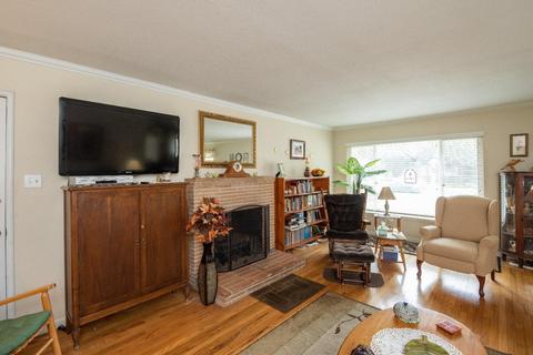 1131 E Morris Ave, Modesto, CA 95350 photo 3