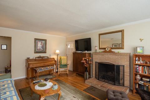 1131 E Morris Ave, Modesto, CA 95350 photo 4