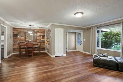 623 W Turner Rd, Lodi, CA 95240 photo 12