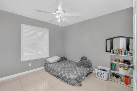 1400 Malos Ct, Modesto, CA 95351 photo 23