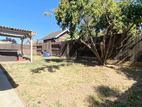 929 Allacante Dr, Ceres, CA 95307 photo 21