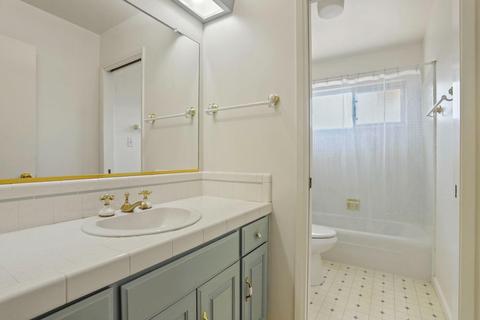 2130 W Elm St, Lodi, CA 95242 photo 25