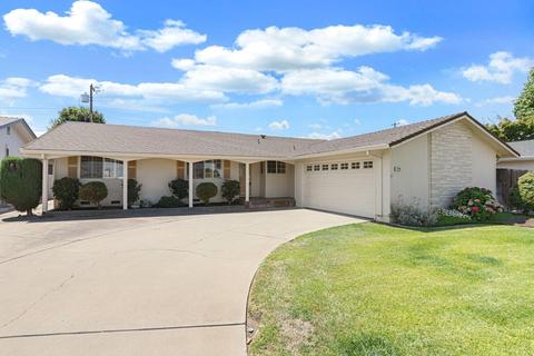 2130 W Elm St, Lodi, CA 95242 photo 1