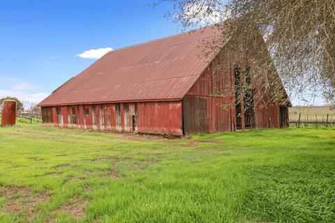 20216 Atkins Rd, Lodi, CA 95240 photo 4
