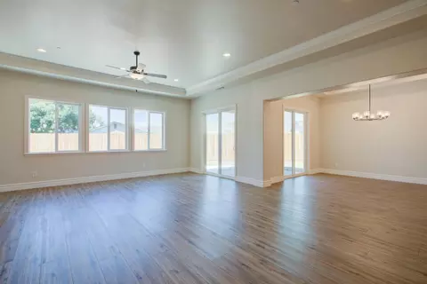 1025 Gabrielle Pl, Ripon, CA 95366 photo 9