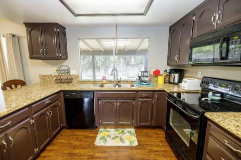 580 Fullerton, Turlock, CA 95382 photo 28