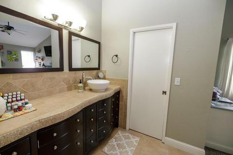 580 Fullerton, Turlock, CA 95382 photo 34