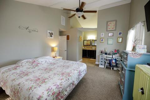 580 Fullerton, Turlock, CA 95382 photo 31