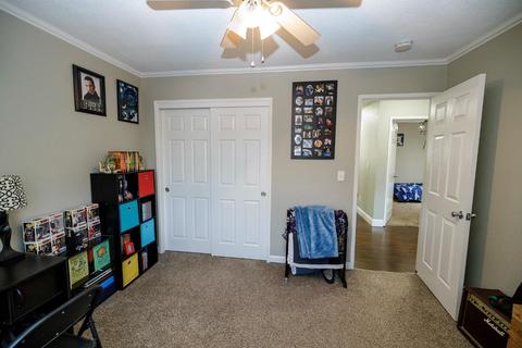 580 Fullerton, Turlock, CA 95382 photo 44