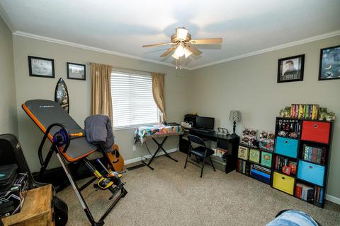580 Fullerton, Turlock, CA 95382 photo 43
