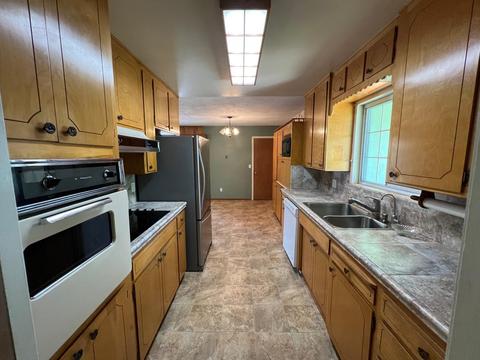 2565 El Capitan Dr, Turlock, CA 95380 photo 6