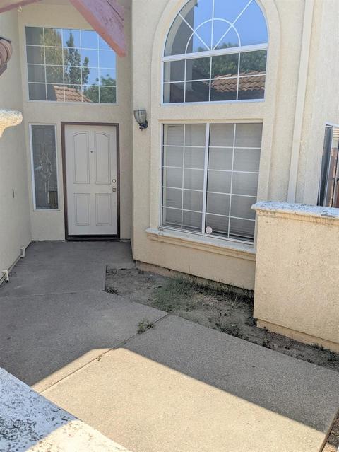333 Melbourne Dr, Modesto, CA 95357 photo 4