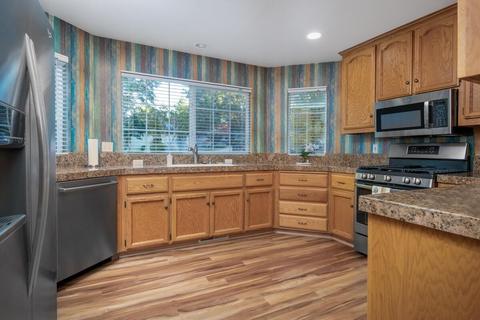 226 Elysian Pl, Grass Valley, CA 95945 photo 10