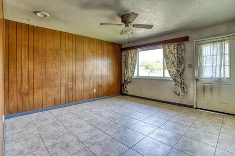 4212 Lucinda Ave, Keyes, CA 95328 photo 7