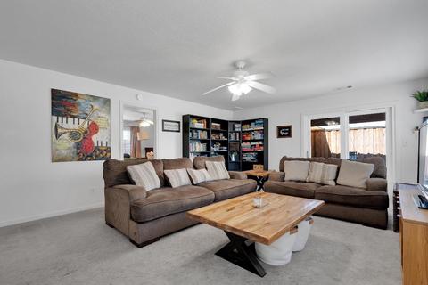 725 N Stockton Ave, Ripon, CA 95366 photo 23