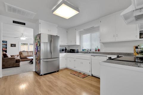 725 N Stockton Ave, Ripon, CA 95366 photo 10