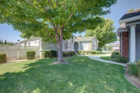 1674 Windy Cove Ln, Ripon, CA 95366 photo 2
