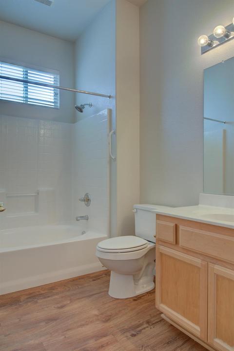 1674 Windy Cove Ln, Ripon, CA 95366 photo 20