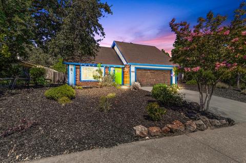 2587 Pinnacles Dr, Rocklin, CA 95677 photo 2