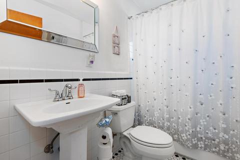 5925 Helva Ln, Carmichael, CA 95608 photo 21