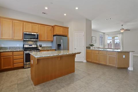 2153 Macedo St, Manteca, CA 95337 photo 5