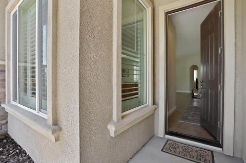 2153 Macedo St, Manteca, CA 95337 photo 2