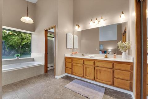 2533 Mill Oak Dr, Modesto, CA 95355 photo 18