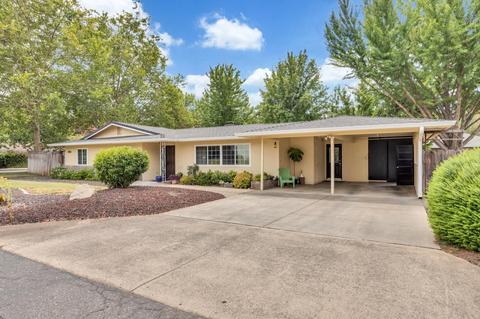 2811 Lester Ct, Chico, CA 95973 photo 2