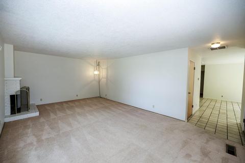 1221 Chehalem Dr, Modesto, CA 95350 photo 9