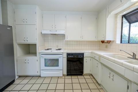 1221 Chehalem Dr, Modesto, CA 95350 photo 22