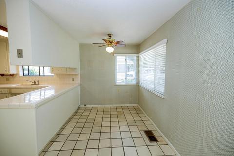 1221 Chehalem Dr, Modesto, CA 95350 photo 17