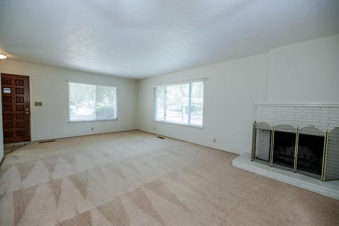 1221 Chehalem Dr, Modesto, CA 95350 photo 7