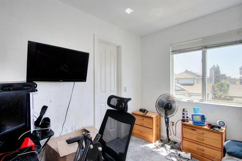 8400 Danby Ct, Antelope, CA 95843 photo 17