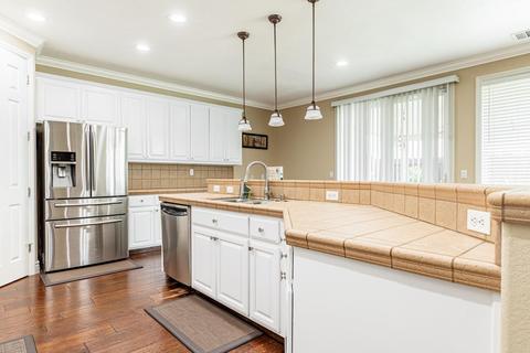 3025 Knightsbridge Ct, Modesto, CA 95355 photo 11