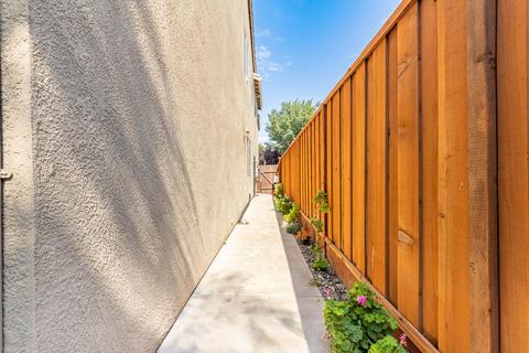 3025 Knightsbridge Ct, Modesto, CA 95355 photo 43