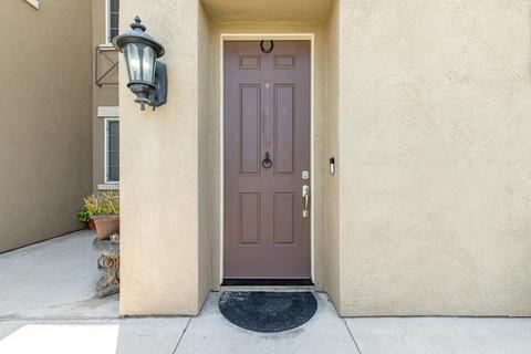 3025 Knightsbridge Ct, Modesto, CA 95355 photo 4