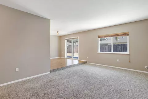 1464 Heather Ct, Manteca, CA 95336 photo 8