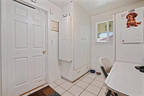 928 Kevin Ct, Modesto, CA 95350 photo 11