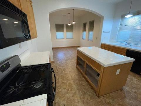 623 Pine Creek Ln, Patterson, CA 95363 photo 6