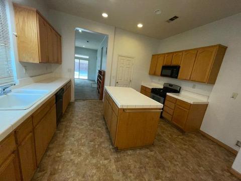 623 Pine Creek Ln, Patterson, CA 95363 photo 7