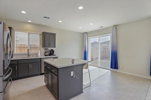 3721 Landmark Cir, Modesto, CA 95356 photo 11